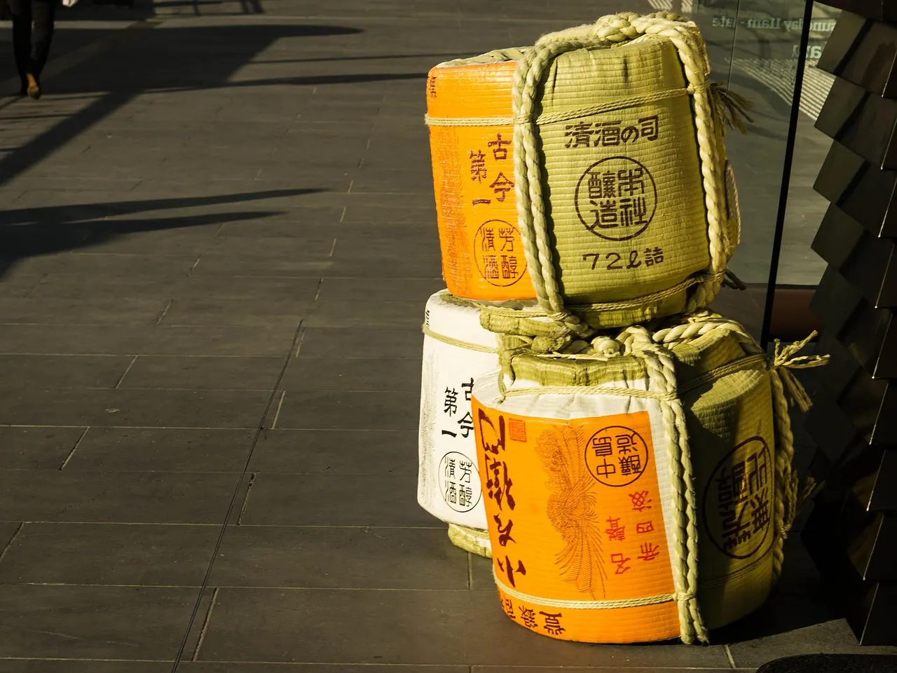 packages, writing, rope, texture, business, paper, retail, packaging, message, label, market, design, distribution, delivering, container, delivery, symbol, service, merchandise, p. How a local delivery business keeps service quality honest for a small operation