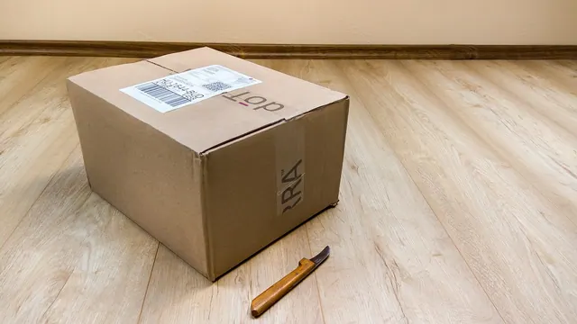 space, wood, deliver, logistics, receive, transportation, business, logistic, transfer, courier, office, paper, pack, send, fragile, service, object, container, carton, box, storag. How to hire reliable staff for a local delivery business